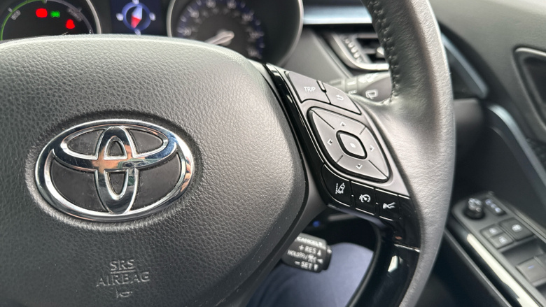 Toyota C-HR 1.8 Hybrid Design 5dr CVT Hybrid Hatchback